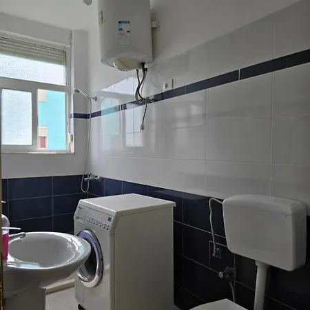 Roan Room's Appartement Golem (Tirana)